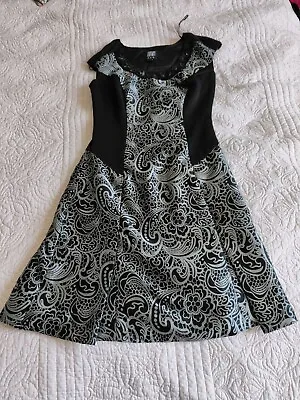   Jax Size 4/8 Party Formal Dress Black Silver Fitted New • £9.99