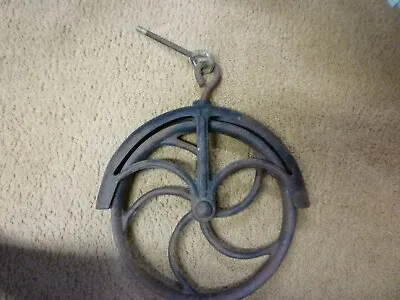 Antique Well Pulley  Wheel Heavy Iron Barn Industrial Rustic • $45.99
