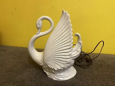 Maddox Swan Tv Light Retro • $19.99