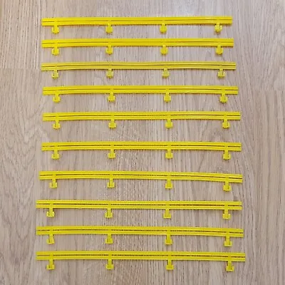Micro Scalextric 1:64 Barriers G108 / L7559 - Yellow X 10 • £6.99