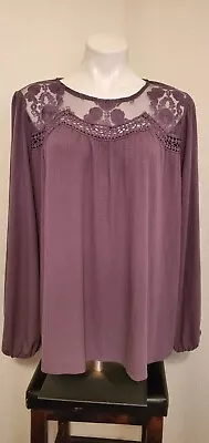 Maurices Womens Size 2XL Long Sleeve Top Raisin Lace Chest Insert EUC • $6