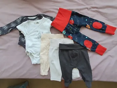 Unisex Baby Clothes Bundle 0-3 Months • £10