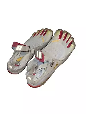 VIBRAM FiveFingers KSO Shoe Red Gray Toe Shoes Womens Sz 35.5 EUC!! • $29.50