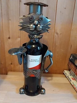 Cat Chef Serving Fish Metal Wine Bottle Holder Stand Display • £4