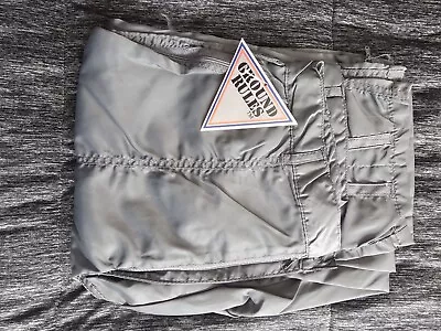 Vintage 1980s Deadstock - 33/32 Nylon Parachute Cargo Pants By Ground Rules  • $125