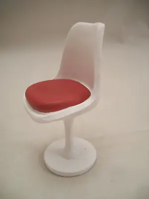 Chair - 1/12 Scale  Classic Miniature S8007 • $19.95