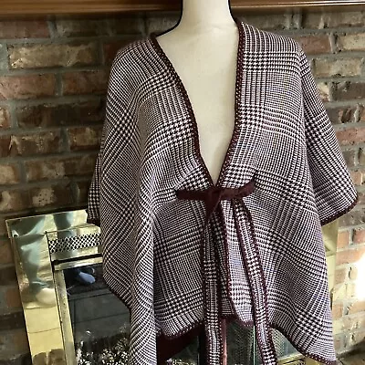 Cabi Plaid Poncho Size Small Brown & White • $23.99