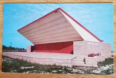 Karas Memorial Band Shell Escanaba Michigan MI Postcard 1957 Curteichcolor • $5.65