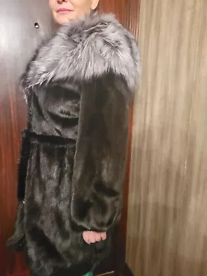 Women Real Mink Fur Coat Black • $2000