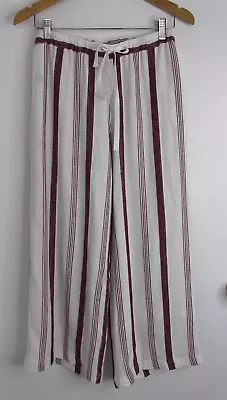 VIKTORIA & WOODS Striped Crop Pants Size 1 • $15