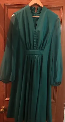 Stunning Vintage Green Dress With Balloon Sleeves • $70