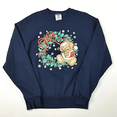 Vintage Teddy Bear Wreath Men's Medium Crewneck Pullover Christmas Sweatshirt • $15.99