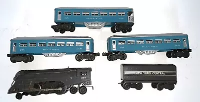 Lionel Postwar #1400 O Guage Passenger Set From 1946 With #221 Gunmetal Engine • $280