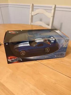 Hot Wheels 100% Dodge Viper GTS R 1:18 Scale Diecast Model 2000 Car Blue Used • $65