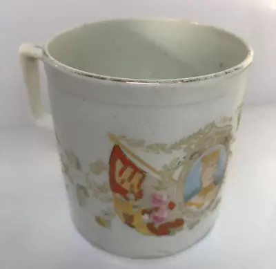 Commemorate Peace Cup 1914-1919 Queen Mary King George - Asbury England • £10