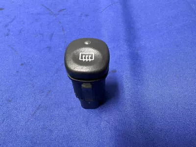 2001-04 Ford Mustang Rear Window Defrost Button Factory NICE 126 • $29.99