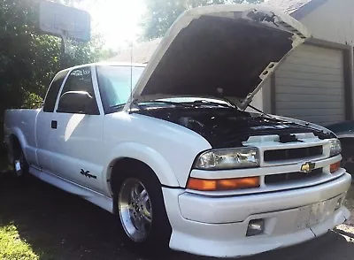 $109 • Buy 94-04 Chevy S10, S10 Blazer, Sonoma, S-15,  Jimmy,  Bravada Hood Strut- Motocam
