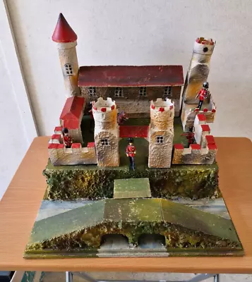 Vintage Scratch Built Medieval Castle With 15 Lead Soldiers. Great Condition. • £39