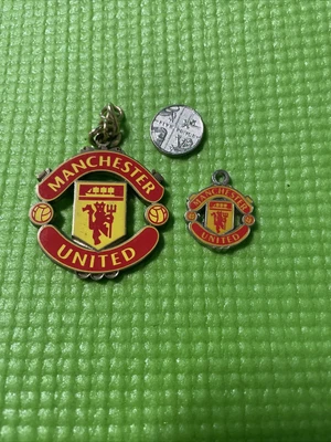 £3.99 • Buy 2 Metal Manchester United Utd  Football Club Keyrings Crest Free P&p