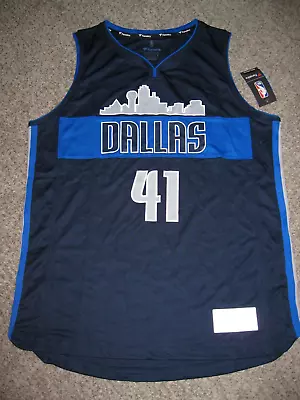 Dirk Nowitzki Dallas Mavericks Mens Large Blue Fanatics FastBreak Replica Jersey • $95