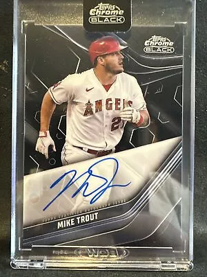 2023 Topps Chrome Black Mike Trout On Card Auto Angels  • $325
