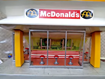 McDonald's 1997 McMemories Classic Ceramic Restaurant • $89.95