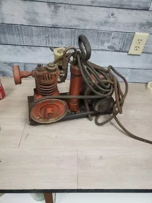 Vintage The DeVilbiss Co. Air Compressor 282-160091 / Barn • $399.99