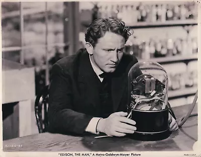 Vintage 8x10 Photo Spencer Tracy En Edison The Homme • $14.99