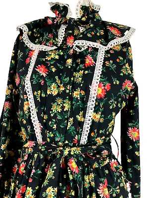 10 Batsheva X Laura Ashley Back Floral Devon Midi Dress • £144.66