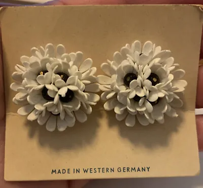 Vintage West Germany White Soft Plastic Flowers Clip Earrings On Card NOS • $16.99