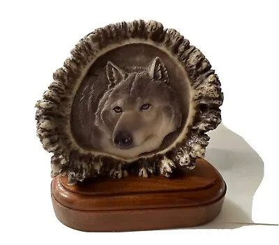 Grey Wolf Sculpture Mill Creek Studios On Wooden Base Grey Wolf Button #8009 • $25