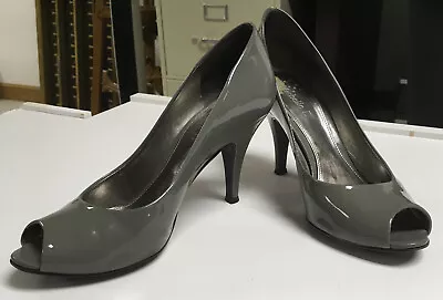 Michelle D Womens Size 7.5 M Gray Patent Peep Toe Heels Shoes High Heel • $8