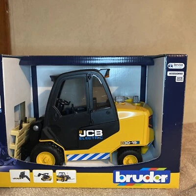 $38.95 • Buy New Bruder 02512 JCB Teletruk Forklift With 1:16 Scale