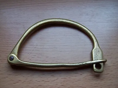 Vintage Military Kit Bag D Clamp Brass Shackle Lock Clamp • £10