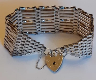 Solid Silver 9 Bar Gate Bracelet 27.1 Grams Fully Hallmaked For London 1977. • £55