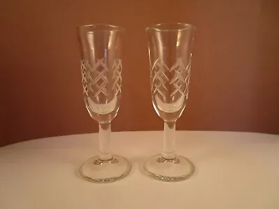 Vintage Pair Of Cut Crisscross Clear Glass Liquor Shot Glass Cordials • $10.99