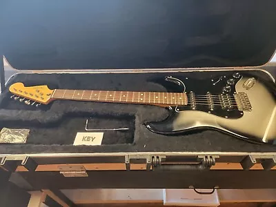 Fender Modern Player Stratocaster HSS Silverburst W/ Fender TSA 002 Hardcase • $479