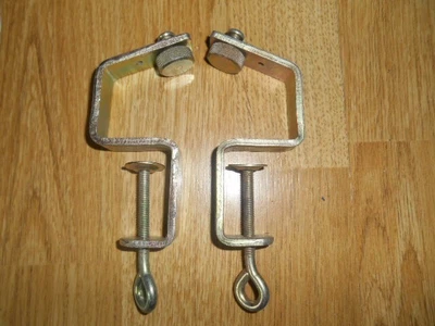 £14 • Buy Brother Knitting Machine Kr850 Ribber Table Clamps - New Old Stock.