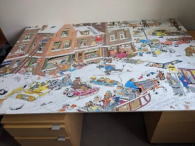 Jan  Van   Haasteren ~ 5000 Piece Jigsaw ~ Winter Street Life ~ Complete. • £23.50