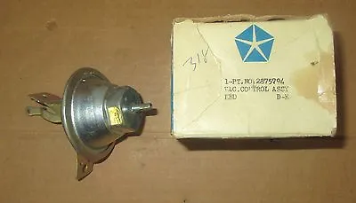 $50 • Buy Mopar 2875794 Vacuum Advance 1969 1970 1971 For Plymouth And Dodge 318 2Bbl NOS