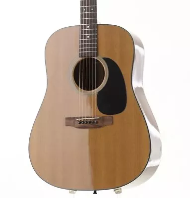 Martin D-18 CUSTOM Made In  • $1736