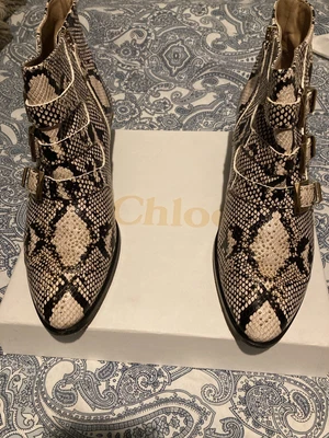£375 • Buy Chloe Susanna Boots Size 42  With Box And Receipt
