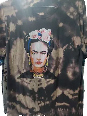 Frida Kahlo T-shirt. Womens Size Medium. Reverse Dyed. Handmade.  • $5.99