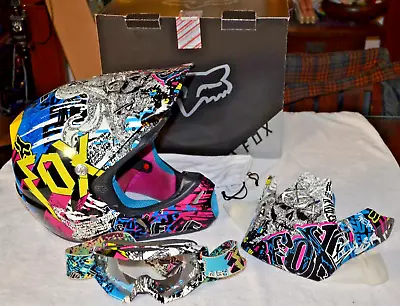 $199.99 • Buy Fox Racing Motocross/ATV Helmet V3 Pilot Size L, Comes With Matching Goggles Xtr