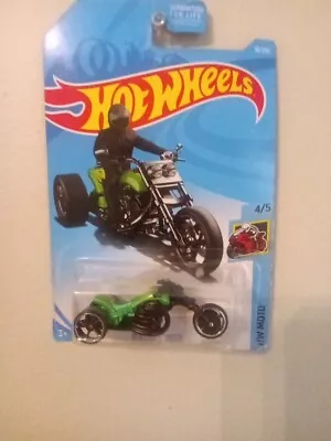 Blastous Moto Hot Wheels Green Trike/Chopper HW Moto 10/250 Motorcycle • $2.25