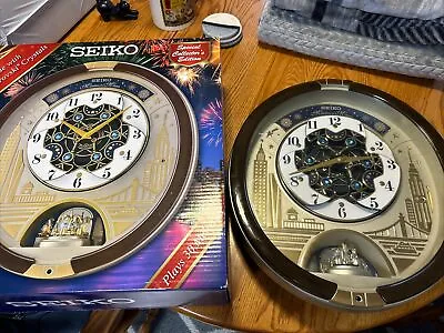 SEIKO MELODIES IN MOTION Rhythm Clock..30 Melodies ..City Theme • $75