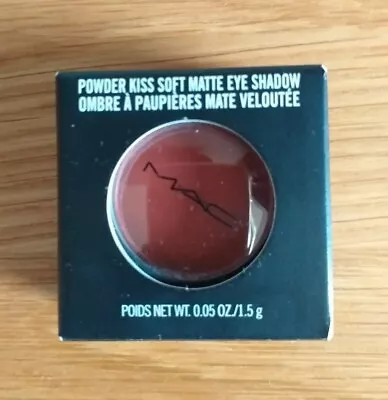 MAC Powder Kiss Soft Matte Eye Shadow (Devoted To Chili) 1.5g • £10