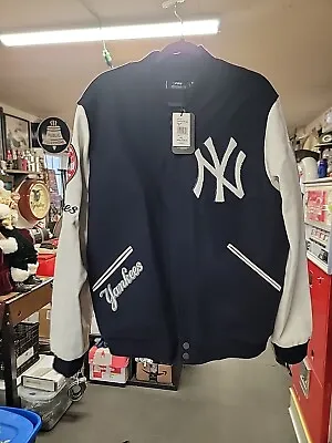 Pro Standard MLB New York Yankees Logo Navy/White Varsity Jacket LNY631275-MDN • $155
