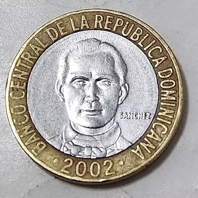 Dominican Republic 🇩🇴 Five (5) Pesos Coin 2002 • $1.89