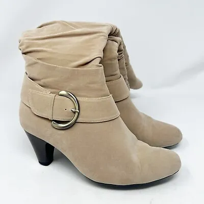 Gabriella Rocha Cally Sand Micro Suede Booties Size 9 Women's Pre-owned In Box • $49